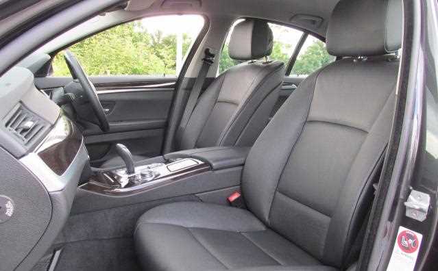 2013 BMW 5 SERIES image 6