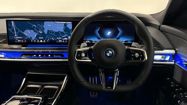 2024 BMW 7 Series image 6